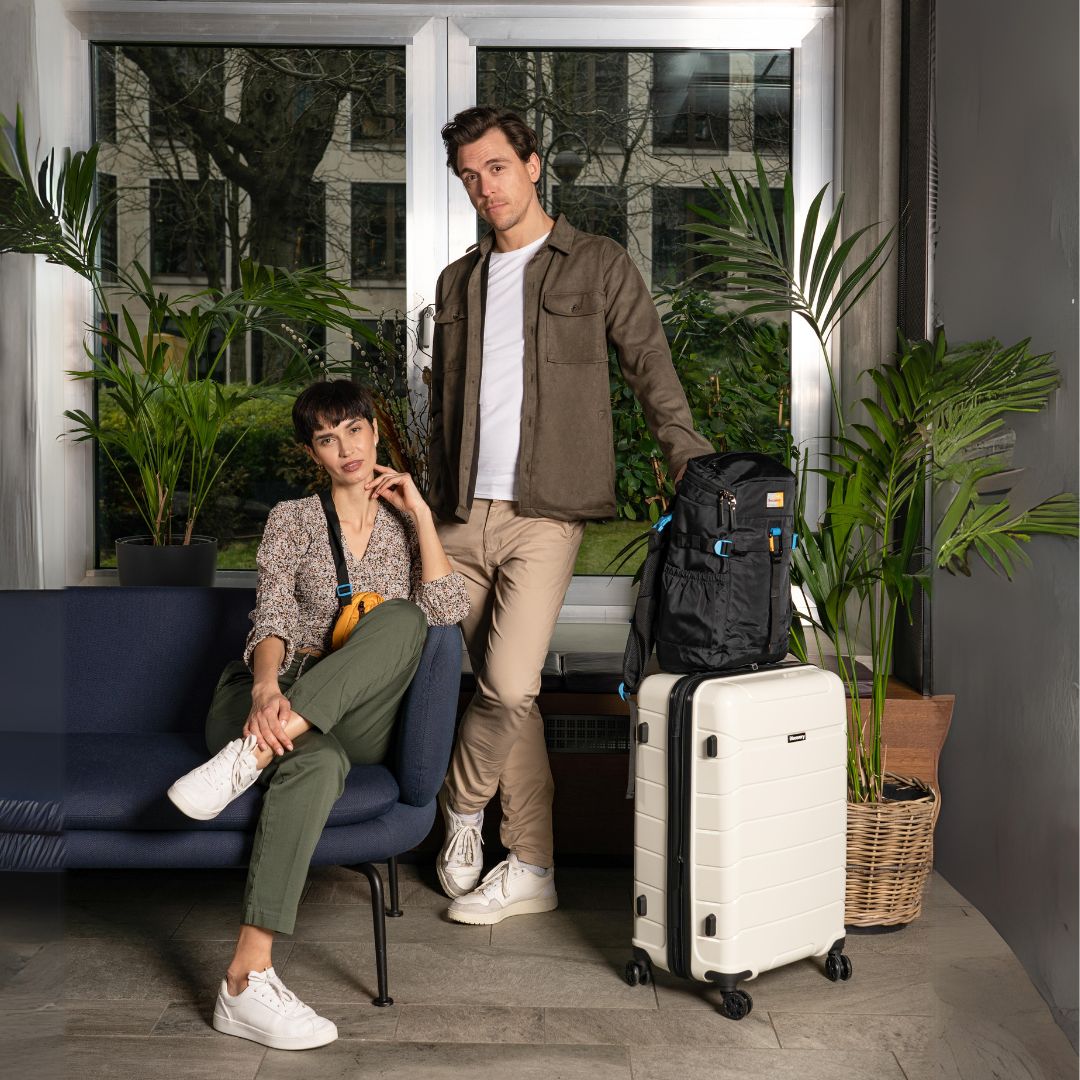 Discovery Luggage abd Bags